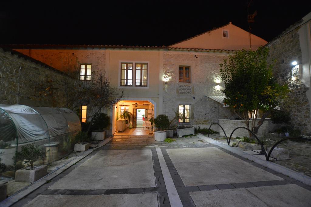 Abas Ristorante Pizzeria Affittacamere Ales Exteriér fotografie