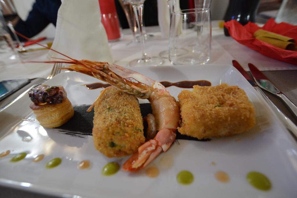 Abas Ristorante Pizzeria Affittacamere Ales Exteriér fotografie