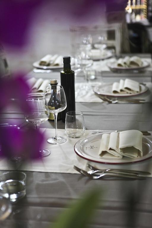 Abas Ristorante Pizzeria Affittacamere Ales Exteriér fotografie