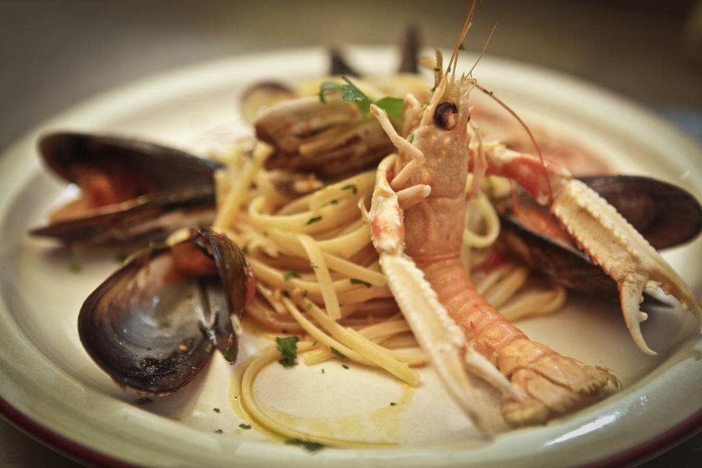 Abas Ristorante Pizzeria Affittacamere Ales Exteriér fotografie